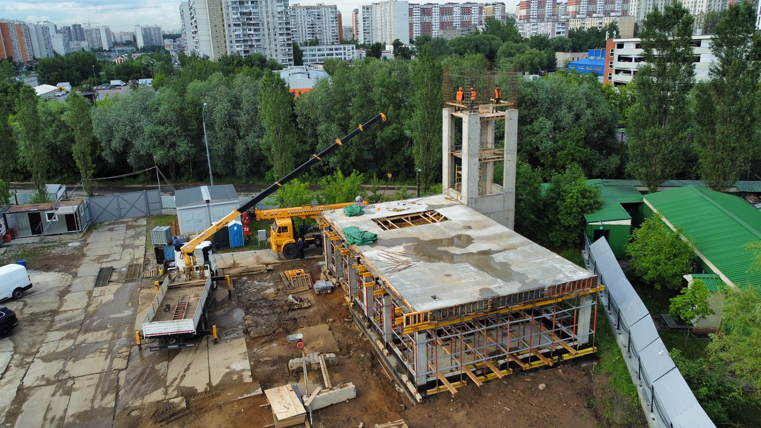 Вид сверху —  Строительство Храма и Котельной